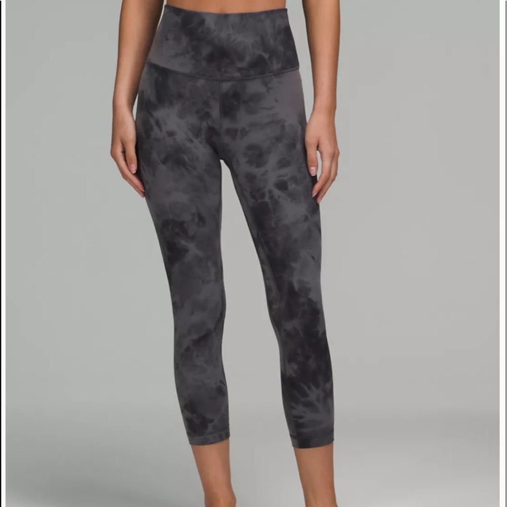 Brand new Lululemon Athletic leggings + tags!!